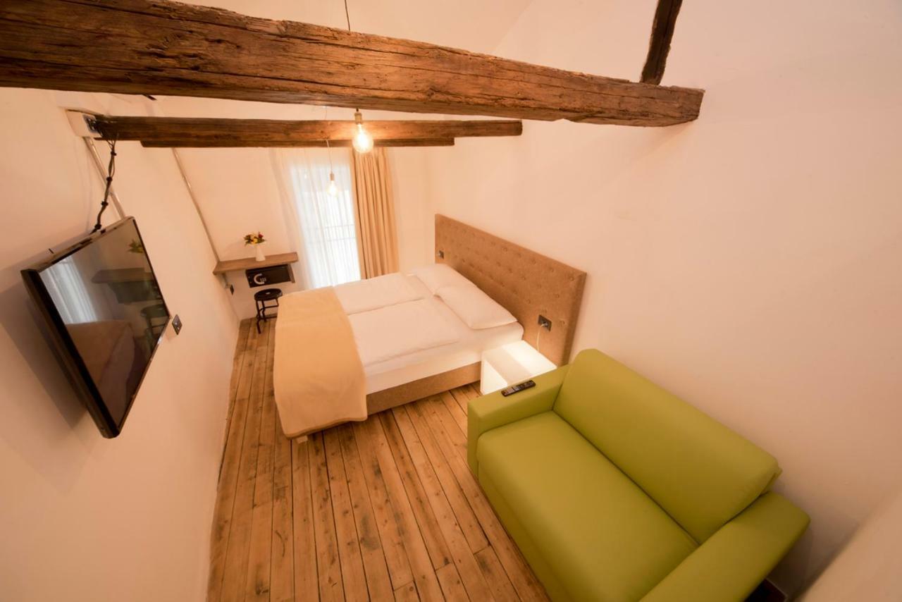 Sir Thomas Bed&More Bozen Exterior foto